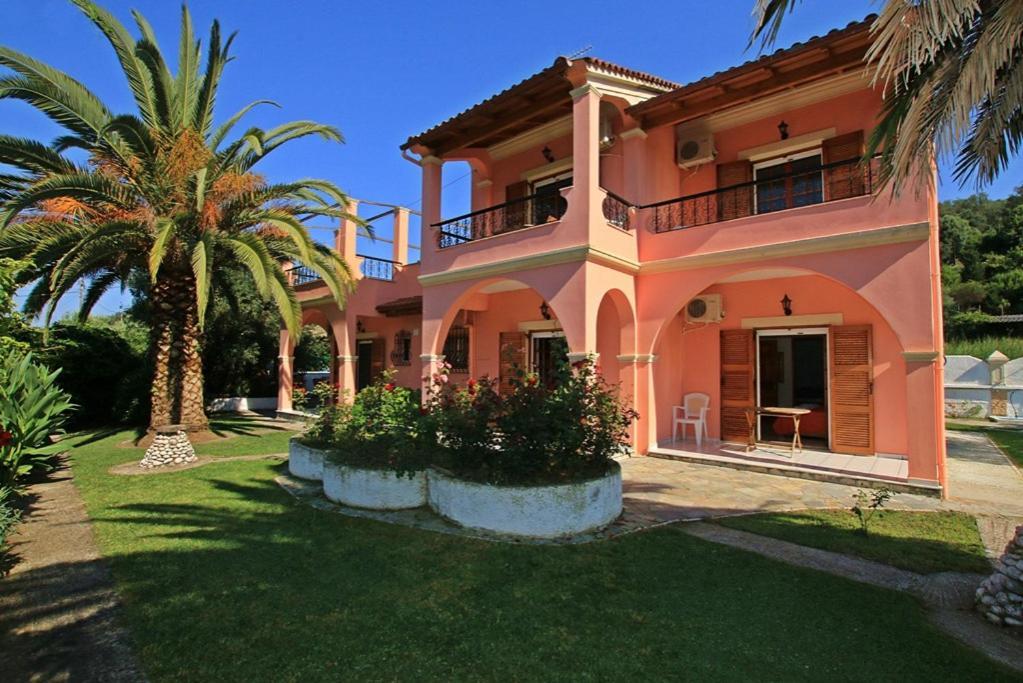 Pool Villa Grigoris Aspiotades Exterior foto
